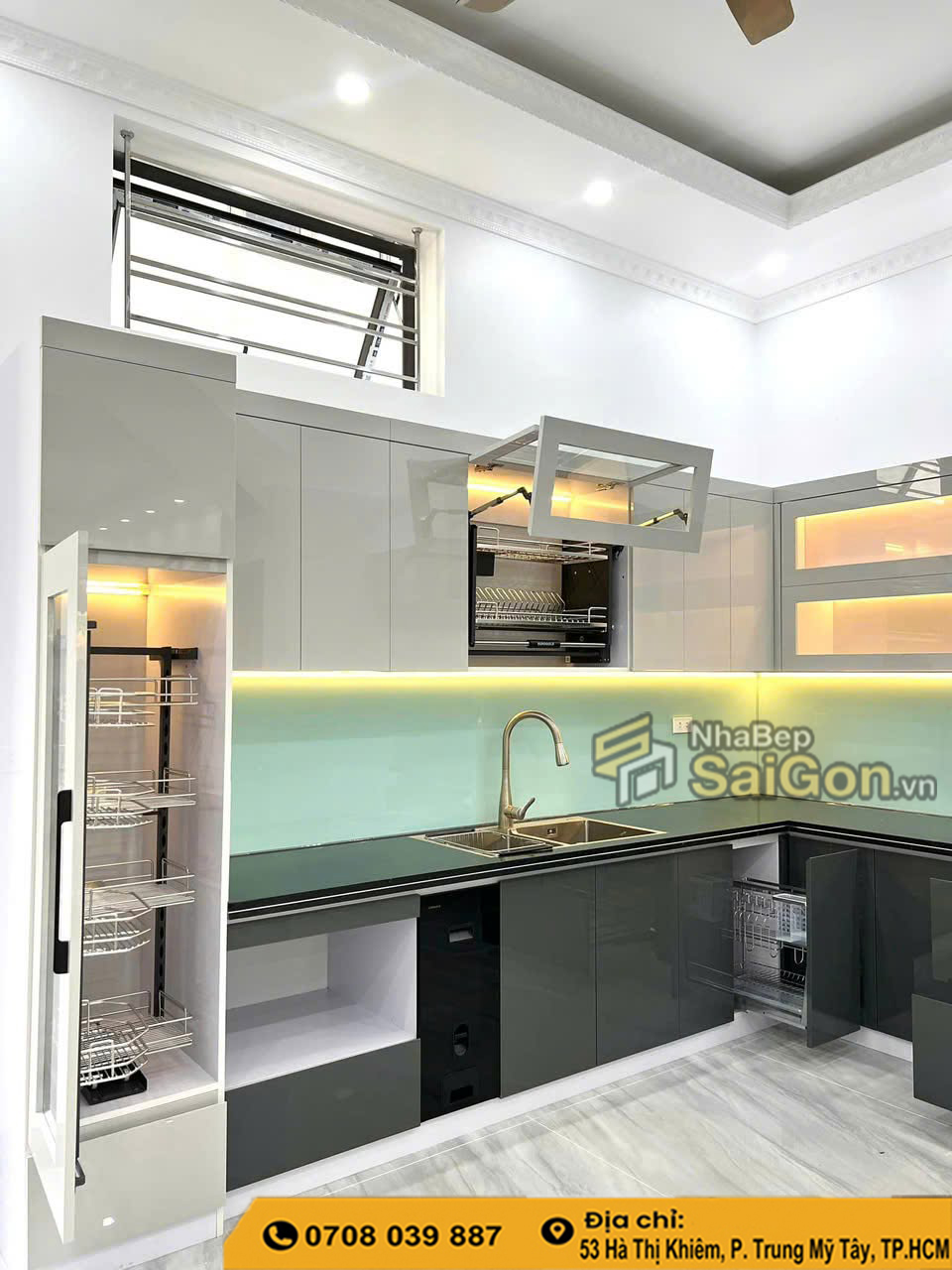 Tủ Bếp Acrylic Bình Dương