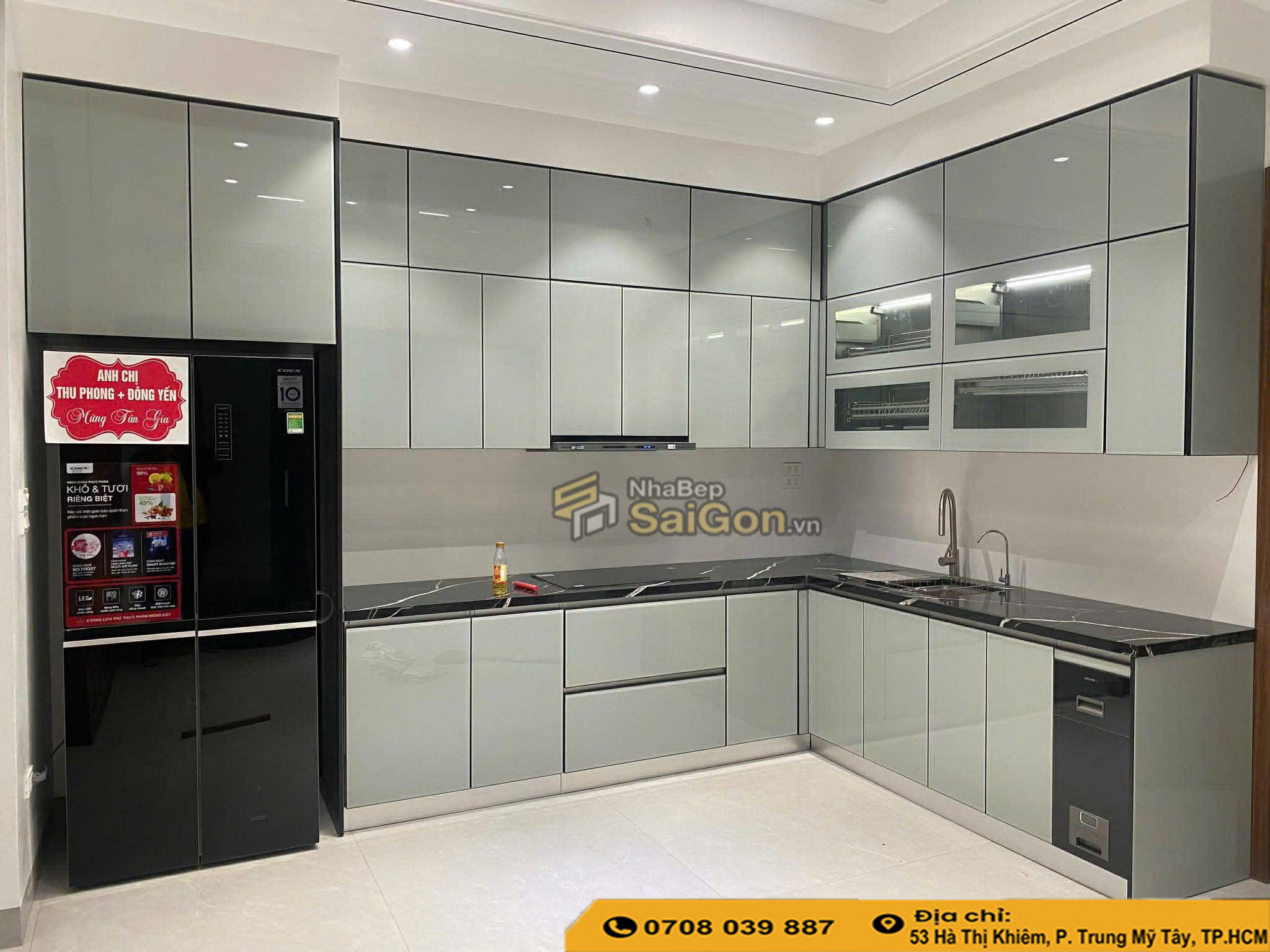 Thi công tủ bếp nhựa đặc TP.HCM