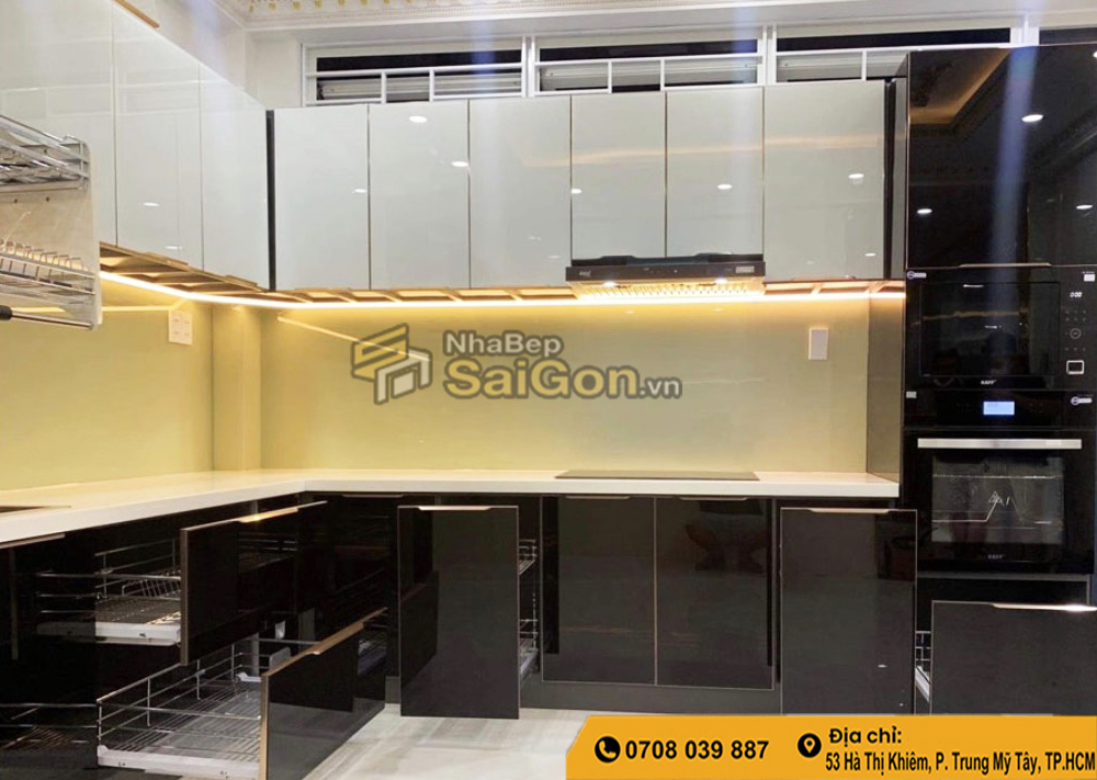 Tủ bếp nhựa đặc và MDF