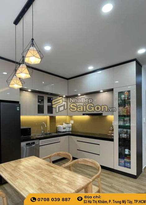 Tủ bếp nhựa thiết kế theo yêu cầu