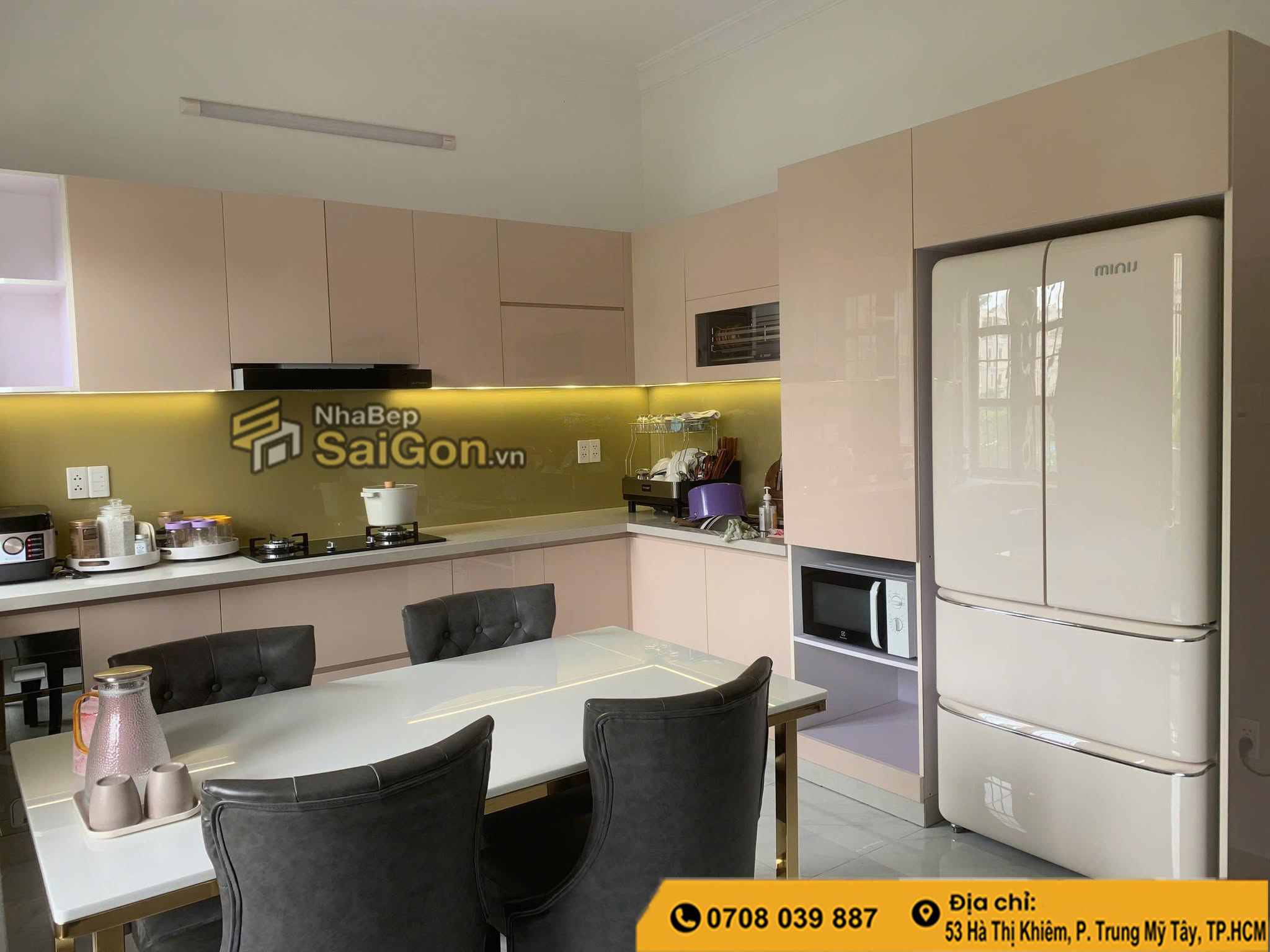 Xưởng Sản Xuất Tủ Bếp Laminate