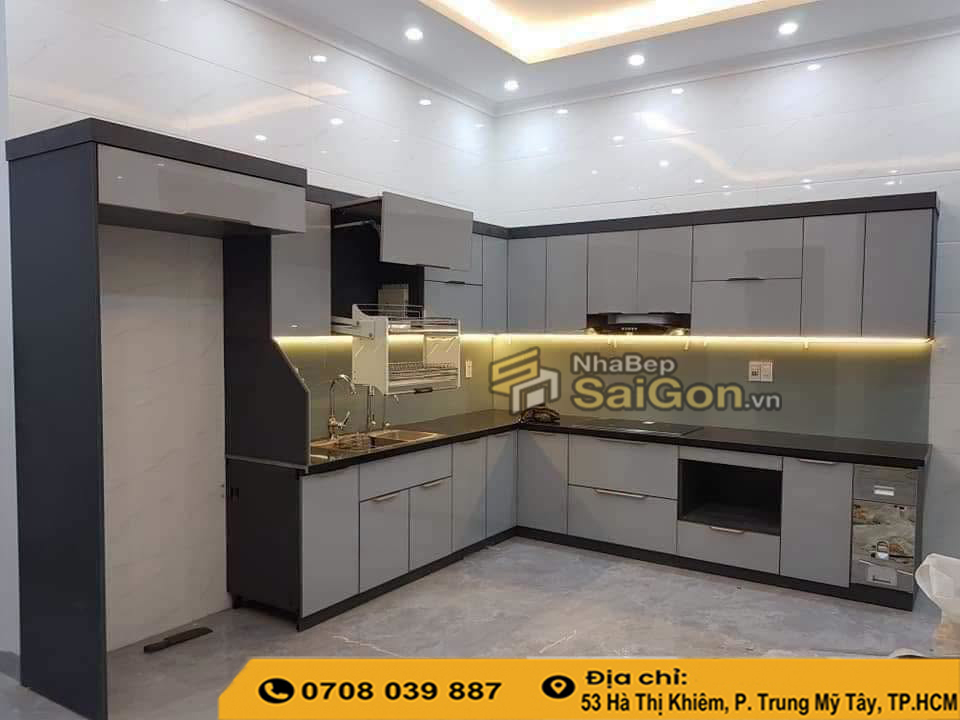 Thi Công Tủ Bếp Căn Hộ Chung Cư Hóc Môn