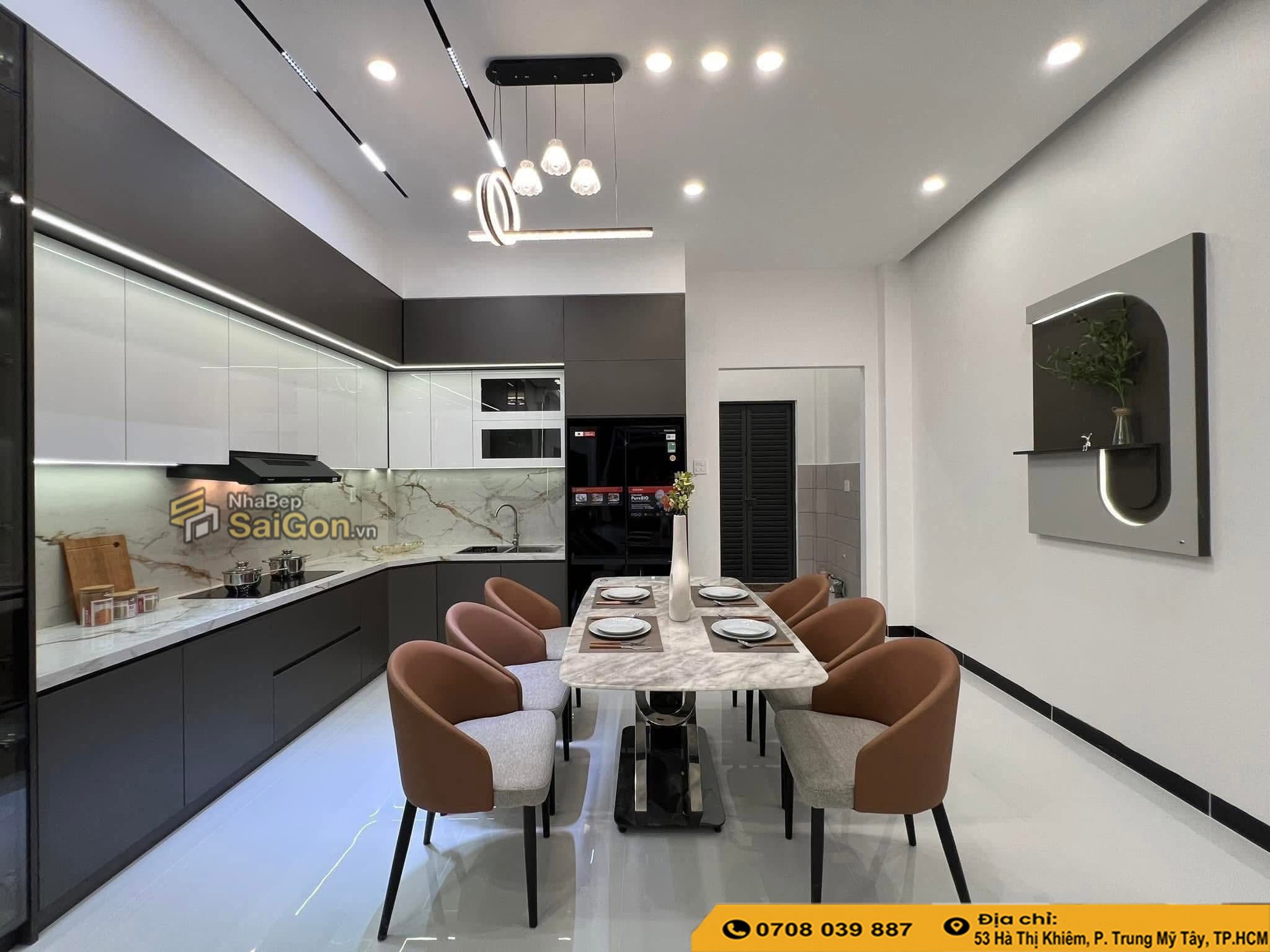 Tủ bếp acrylic giá bao nhiêu