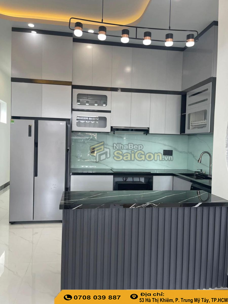 Thi công tủ bếp nhựa Bình Dương