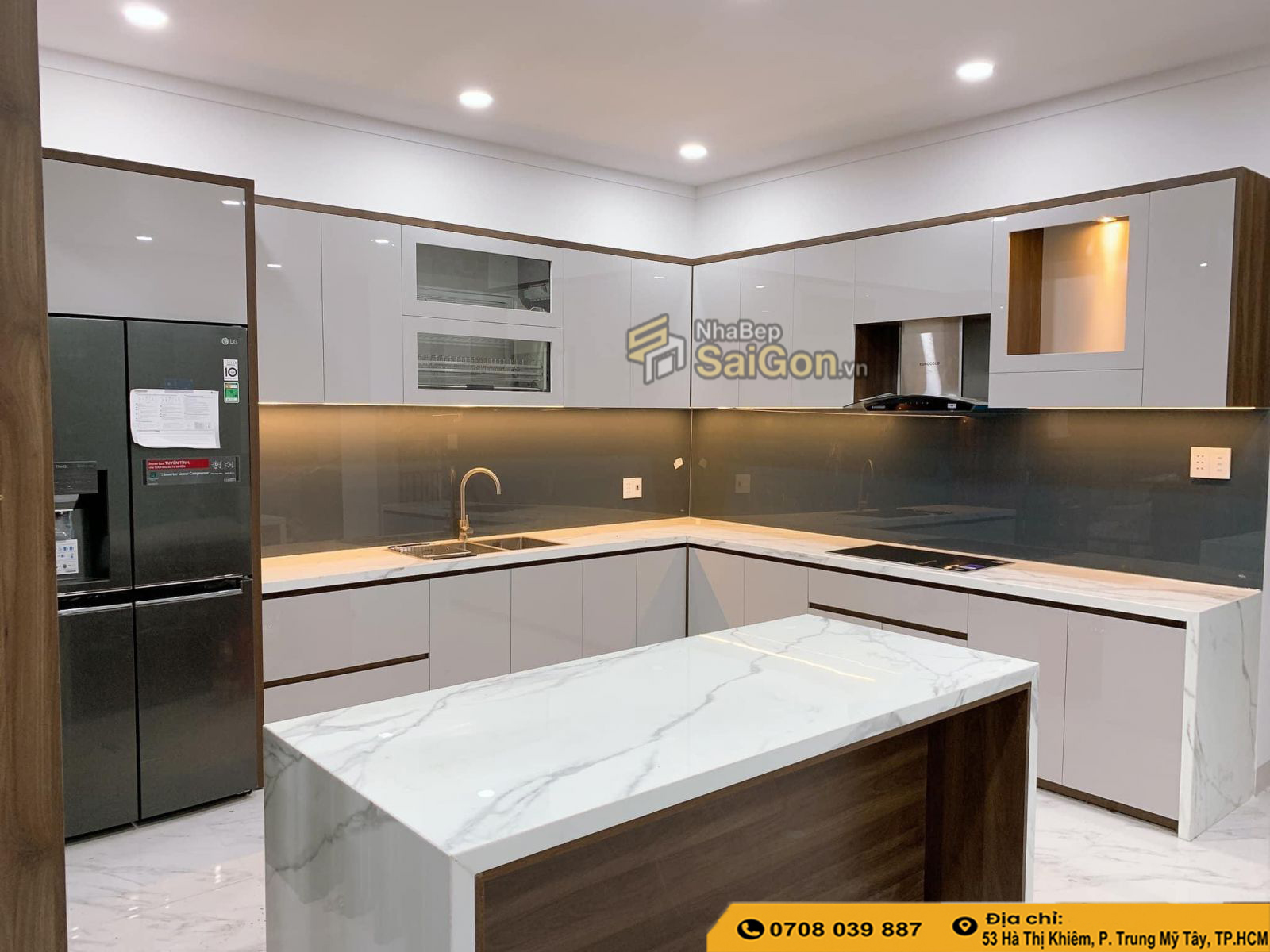 Tủ bếp nhựa Bình Dương