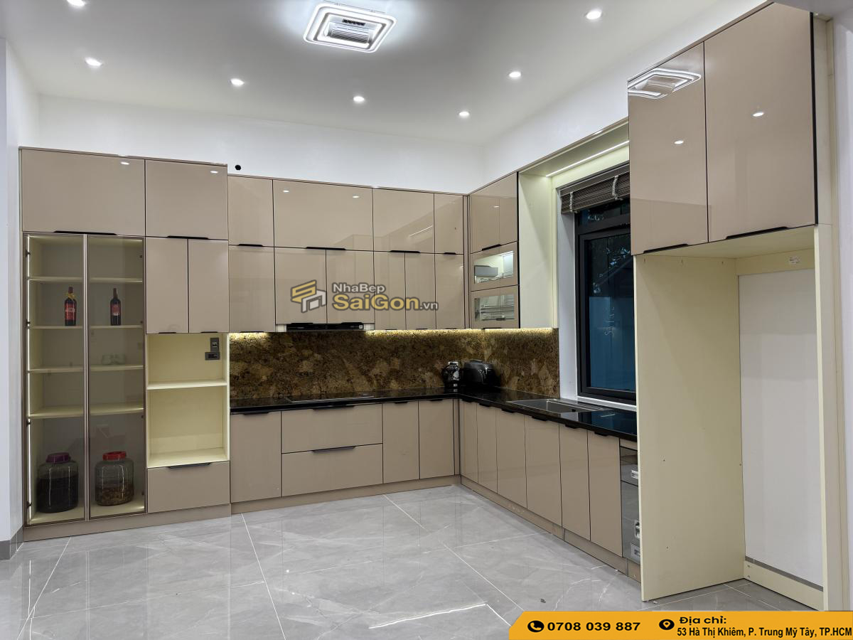 Tủ Bếp Inox Cánh Kính Giá Bao Nhiêu