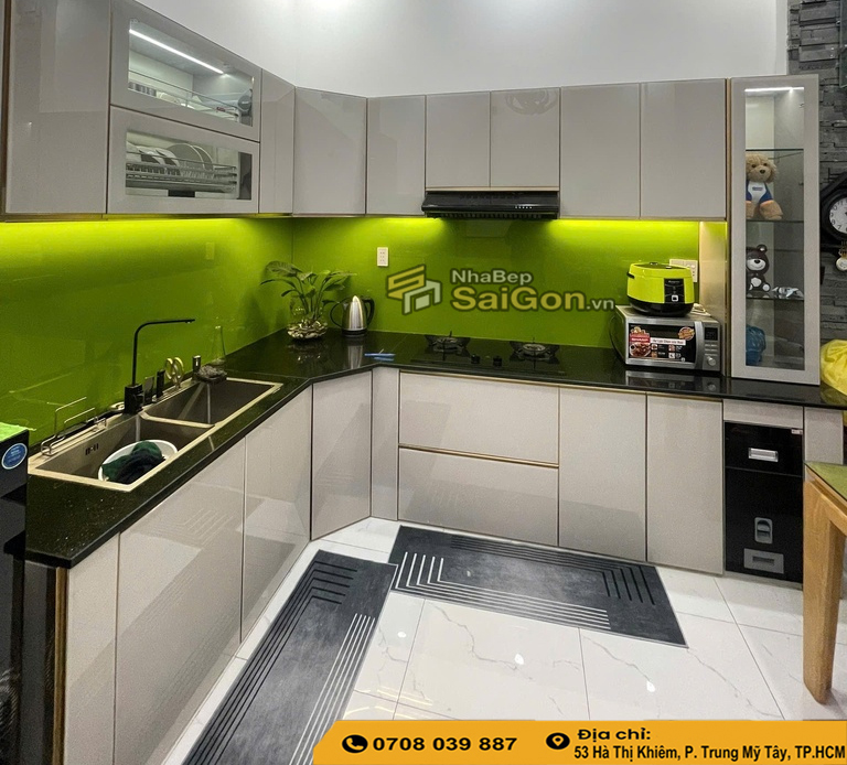 Màu tủ bếp hợp mệnh thủy