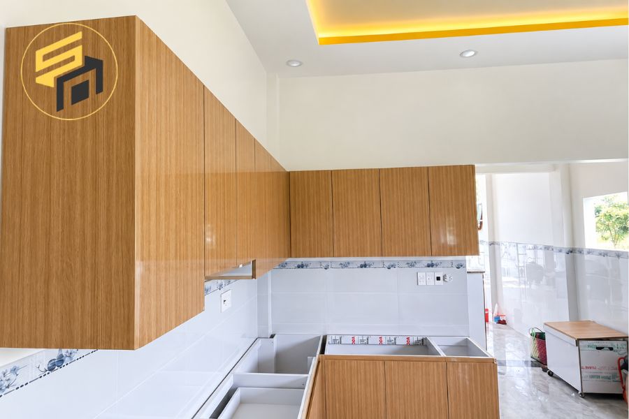 Dự Án Tủ Bếp Nhựa PVC Cánh Acrylic Chữ L Tại Củ Chi